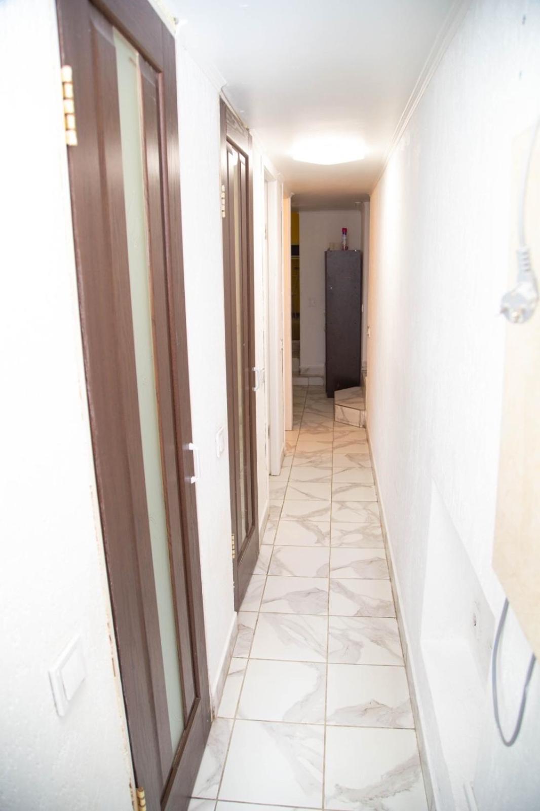 Sun City Hostel 4 Kyiv Exterior photo